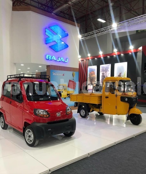 Big with watermark bajaj qute shefa burumba 892