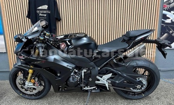 Buy New Yamaha TMAX Black Bike in Burumba in Shefa Buy New Yamaha TMAX Black Bike in Burumba in Shefa