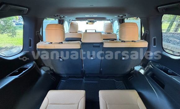 Buy Used Lexus LX White Car in Port Vila in Shefa Buy Used Lexus LX White Car in Port Vila in Shefa