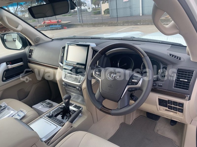 Big with watermark toyota land cruiser shefa port vila 905