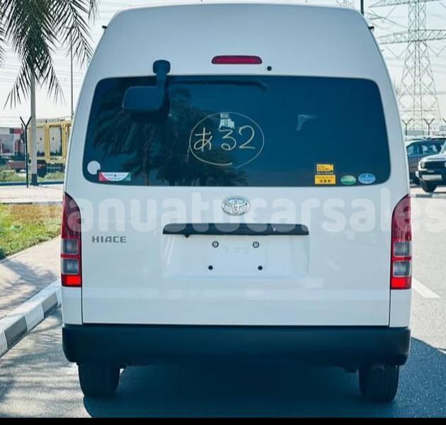 Big with watermark toyota hiace shefa port vila 906