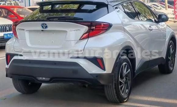 Acheter Occasion Voiture Toyota C-HR Blanc à Port Vila, Shefa Acheter Occasion Voiture Toyota C-HR Blanc à Port Vila, Shefa