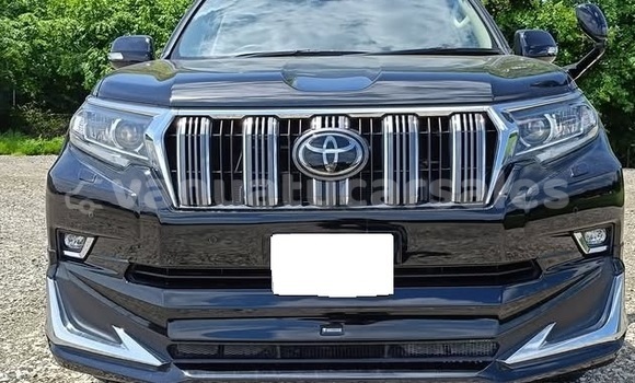 Buy Used Toyota Land Cruiser Prado Black Car in Port Vila in Shefa