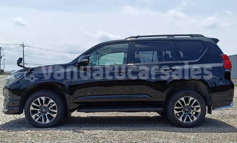 Big with watermark toyota land cruiser prado shefa port vila 909