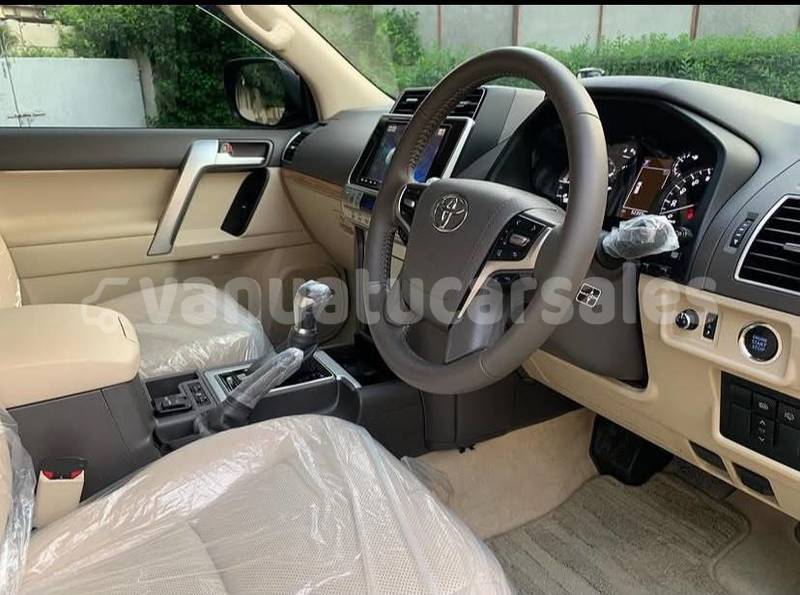 Big with watermark toyota land cruiser prado shefa port vila 909