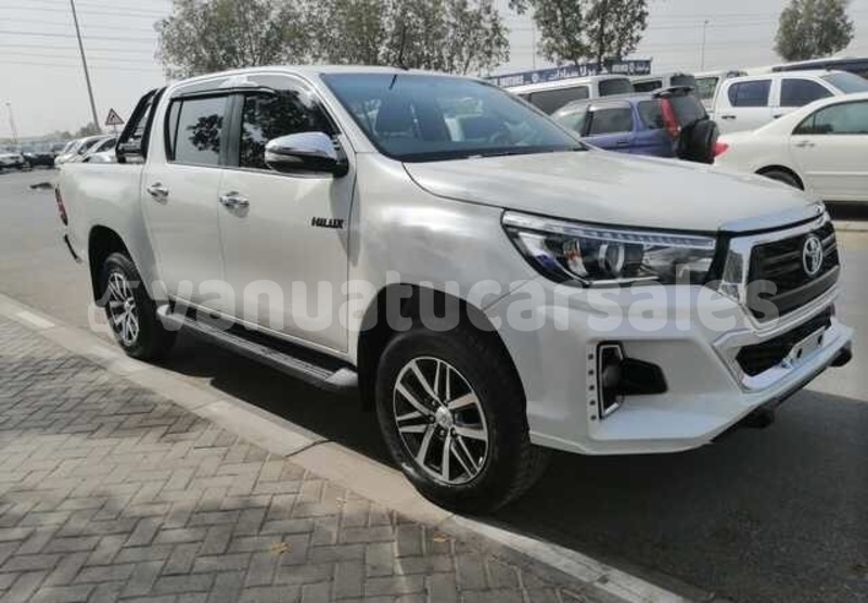 Big with watermark toyota hiluxe revo shefa port vila 916