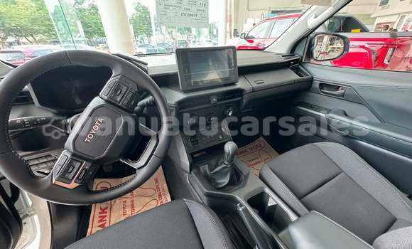 Buy New Toyota Hilux White Car in Port Vila in Shefa Buy New Toyota Hilux White Car in Port Vila in Shefa