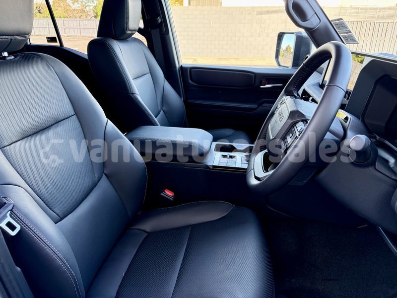 Big with watermark toyota land cruiser prado shefa burumba 926