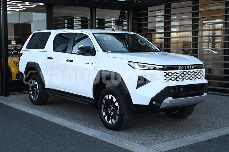 Big with watermark toyota hilux shefa port vila 927