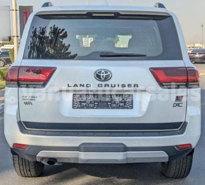 Big with watermark toyota land cruiser shefa port vila 929