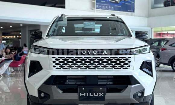 Acheter Neuf Voiture Toyota Hilux Surf Blanc à Port Vila, Shefa Acheter Neuf Voiture Toyota Hilux Surf Blanc à Port Vila, Shefa