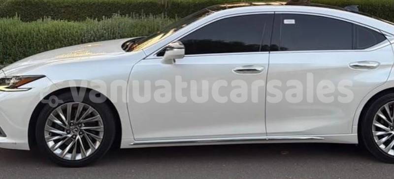 Big with watermark lexus es shefa port vila 945