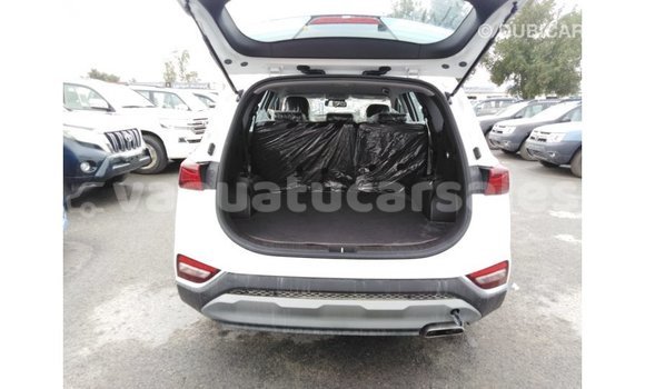Acheter Import Voiture Hyundai Santa Fe Blanc à Import - Dubai, Malampa Acheter Import Voiture Hyundai Santa Fe Blanc à Import - Dubai, Malampa