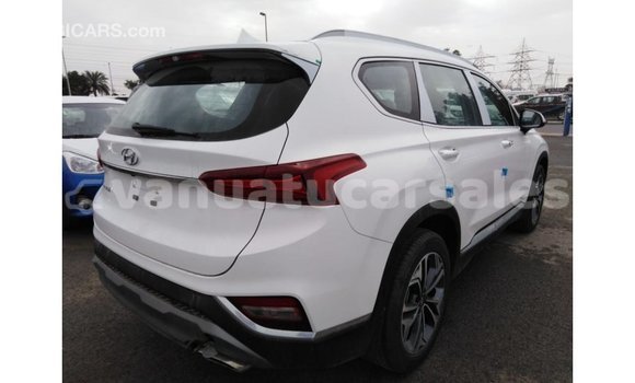 Acheter Import Voiture Hyundai Santa Fe Blanc à Import - Dubai, Malampa Acheter Import Voiture Hyundai Santa Fe Blanc à Import - Dubai, Malampa