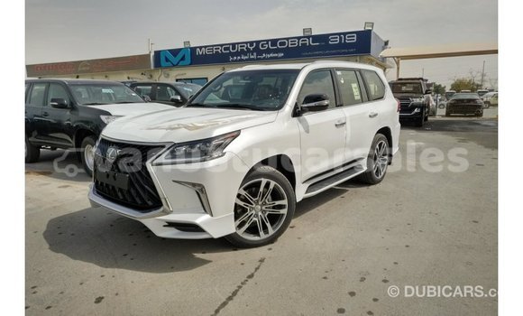 Acheter Import Voiture Lexus LX Blanc à Import - Dubai, Malampa Acheter Import Voiture Lexus LX Blanc à Import - Dubai, Malampa