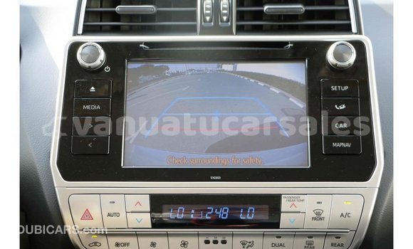 Acheter Import Voiture Toyota Prado Blanc à Import - Dubai, Malampa Acheter Import Voiture Toyota Prado Blanc à Import - Dubai, Malampa