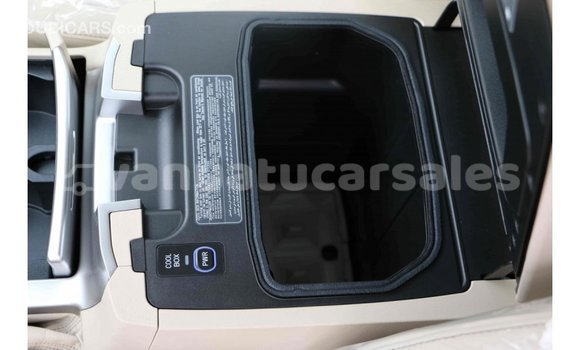 Acheter Import Voiture Toyota Land Cruiser Noir à Import - Dubai, Malampa Acheter Import Voiture Toyota Land Cruiser Noir à Import - Dubai, Malampa