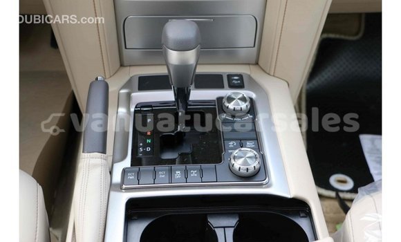 Acheter Import Voiture Toyota Land Cruiser Noir à Import - Dubai, Malampa Acheter Import Voiture Toyota Land Cruiser Noir à Import - Dubai, Malampa