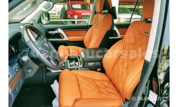 Acheter Import Voiture Toyota Land Cruiser Noir à Import - Dubai, Malampa Acheter Import Voiture Toyota Land Cruiser Noir à Import - Dubai, Malampa