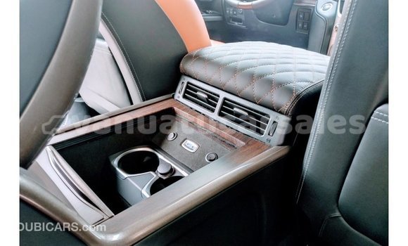 Acheter Import Voiture Toyota Land Cruiser Noir à Import - Dubai, Malampa Acheter Import Voiture Toyota Land Cruiser Noir à Import - Dubai, Malampa